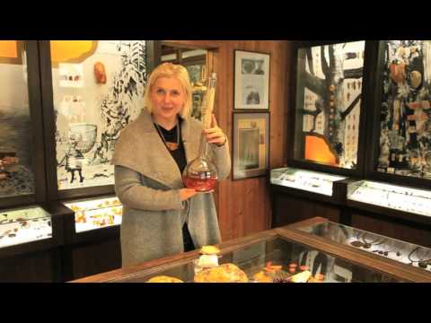 Amber Drink – Rasa Puronaitė, Amber Gallery-Museum, Nida, Lithuania – Unravel Travel TV