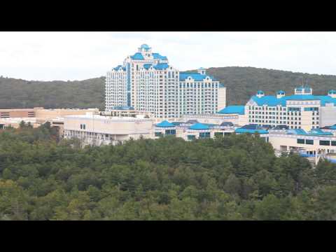 Hotel Room at Foxwoods Resorts & Casino, Mashantucket, Connecticut, USA – Unravel Travel TV