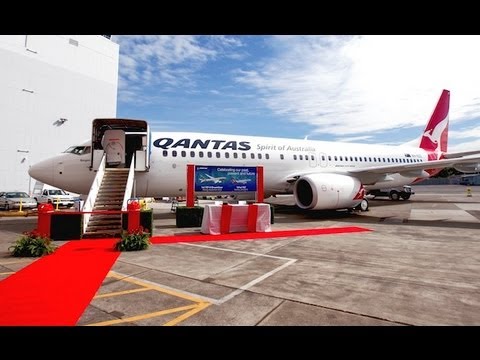 Qantas 100th 737 Aircraft – Unravel Travel TV