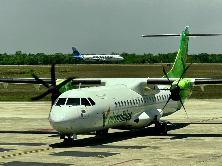 Landing at Santo Domingo/Las Américas International Airport, Dominican Republic