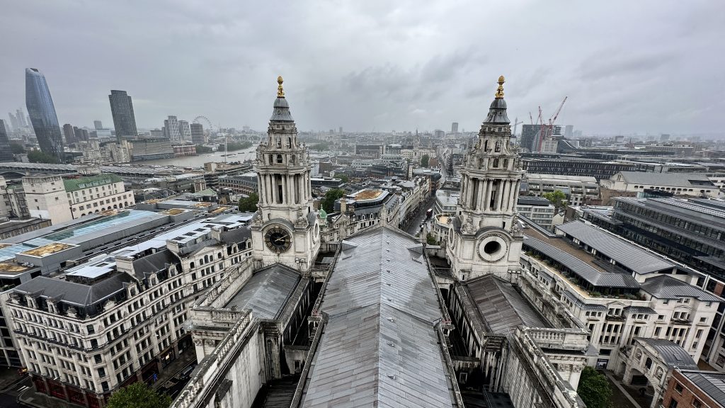 St Paul's Cathedral, London - Unravel Travel TV