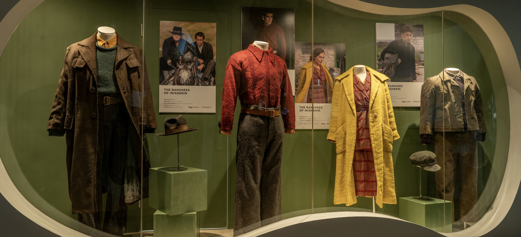 ICONIC COSTUMES OF THE OF THE IRISH SILVER SCREEN - Unravel Travel TV