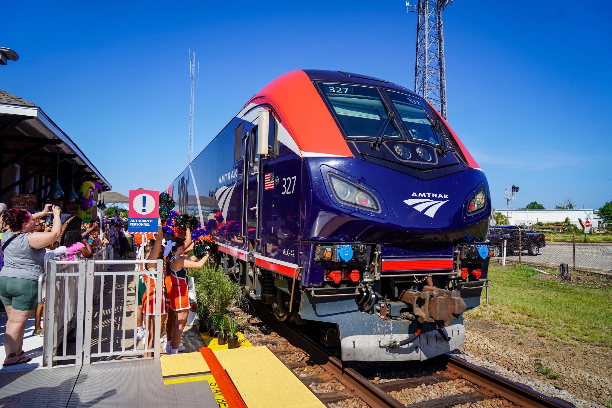 Amtrak Mardi Gras Service for Coastal Mississippi - Unravel Travel TV