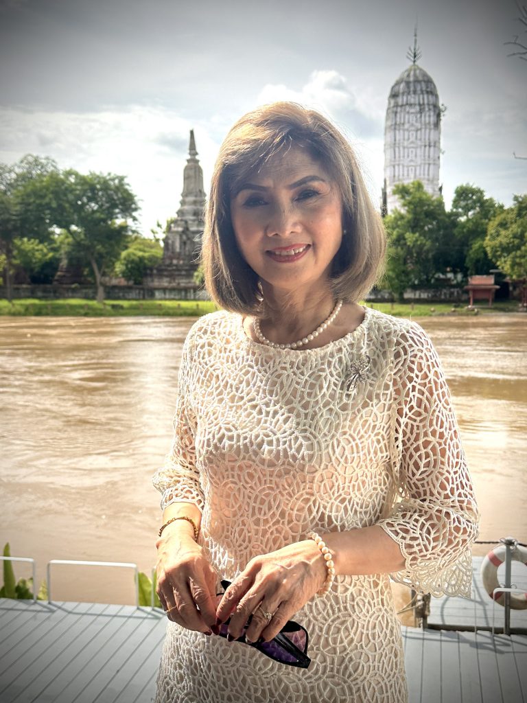 โรงแรมศาลา อยุธยา อยุธยา ประเทศไทย - นางสาวเจตสุมนต์ สุเมธีประดิษฐ์ 4 - Unravel Travel TV